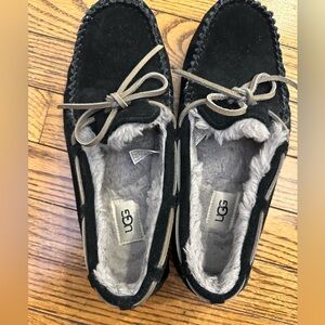 Uggs Ainsley slippers